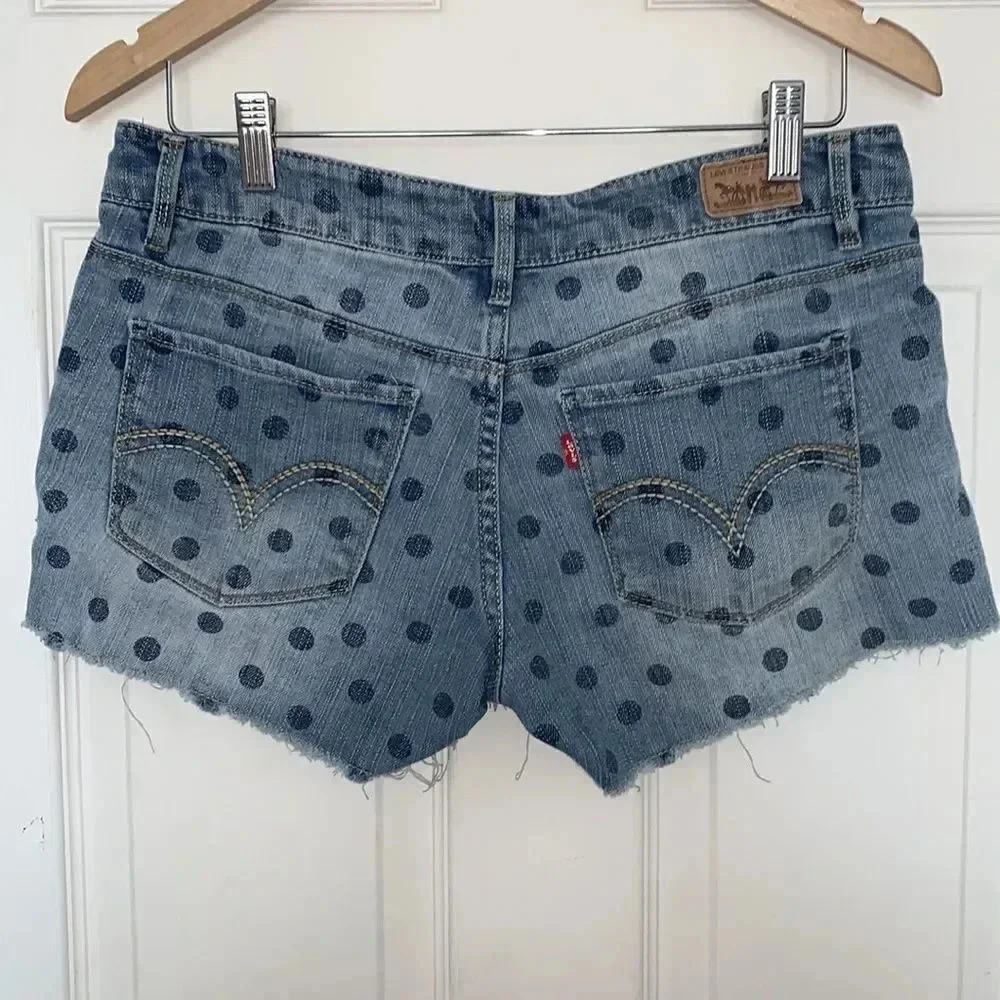 Levi’s Blue Polka Dot Shorty Shorts Size 7